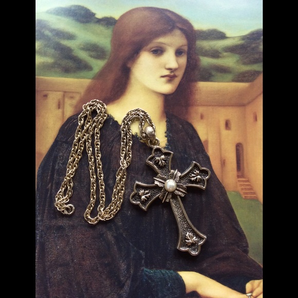 Sarah Coventry Jewelry - Vintage: 1975 Sarah Coventry Peace Cross.
